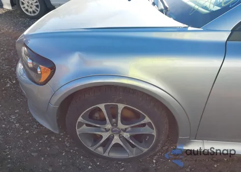 2009 Volvo C30 T5/T5 R-Design из США, поврежденный, VIN YV1MK672X92122639